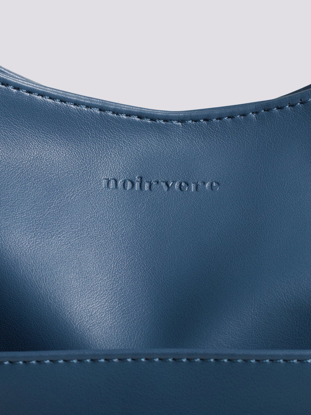 Bella Noir Shoulder Bag