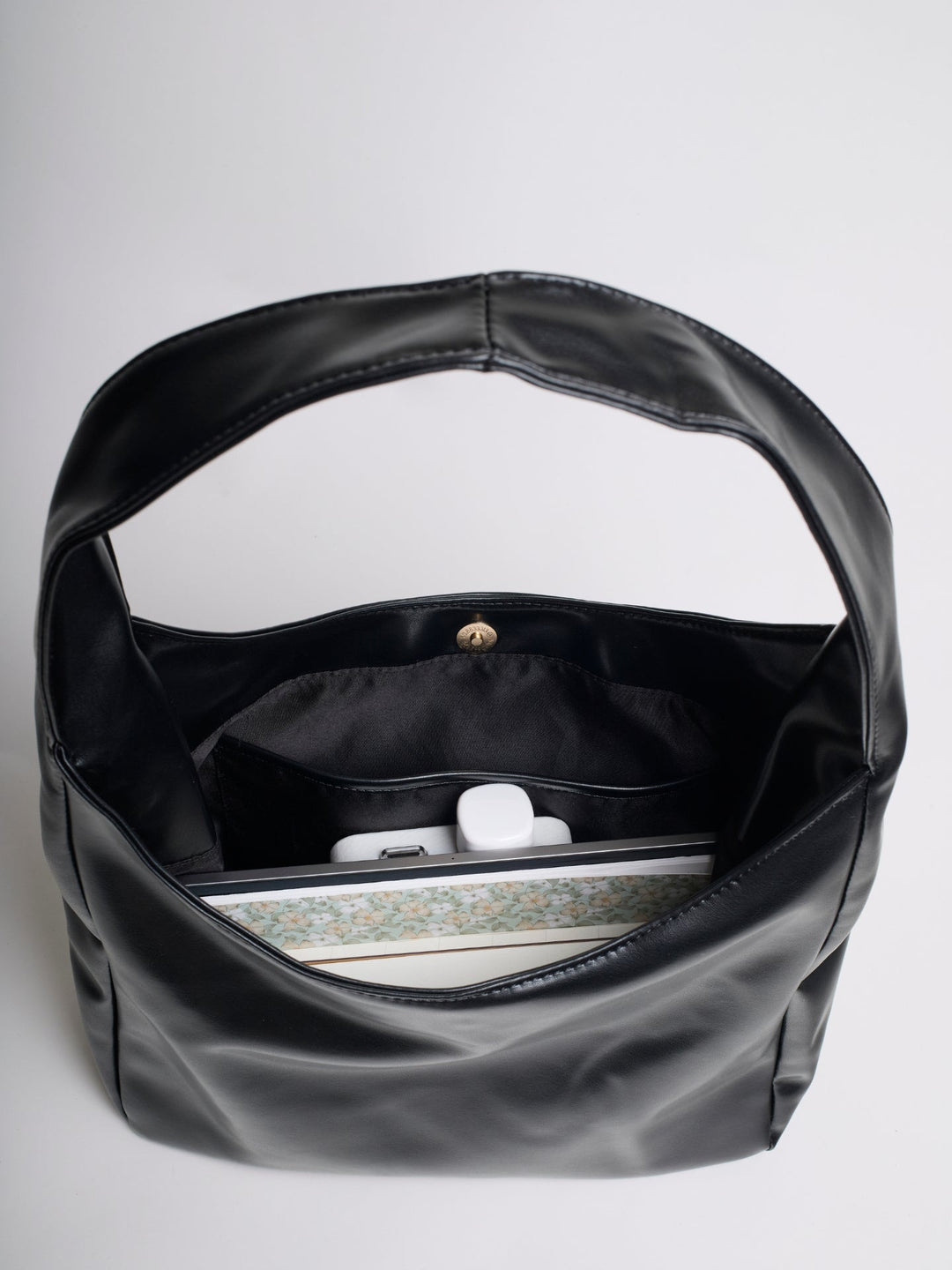 Noelle™ – Modern Soft Vegan Leather Shoulder Bag
