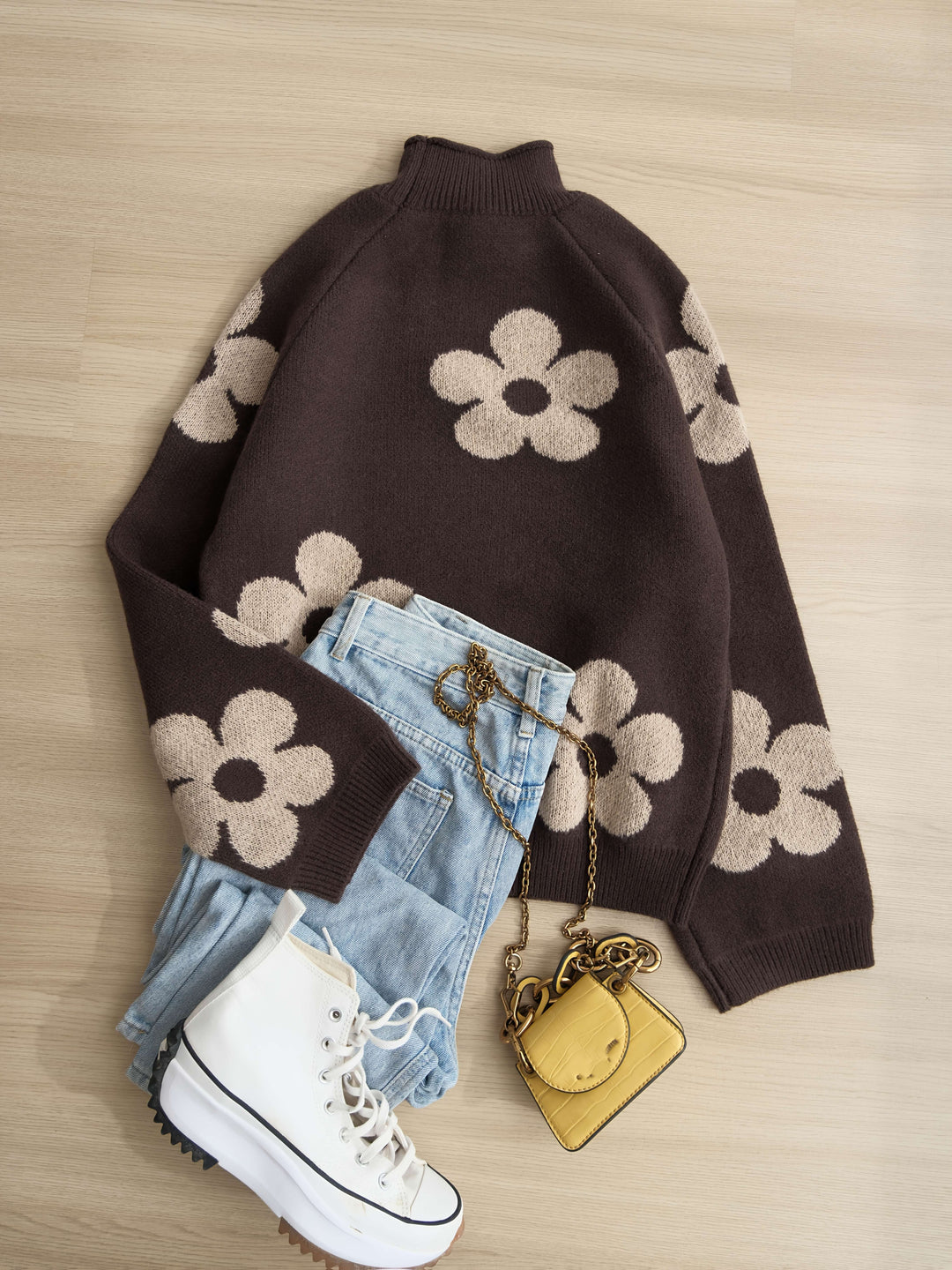 NILA™ - CLASSIC FLORAL TURTLE-NECK SWEATER