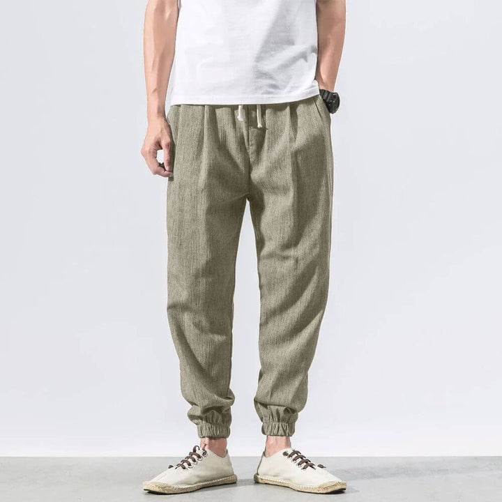 MAGNUS™ - CLASSIC RELAXED FIT CORDUROY TROUSERS